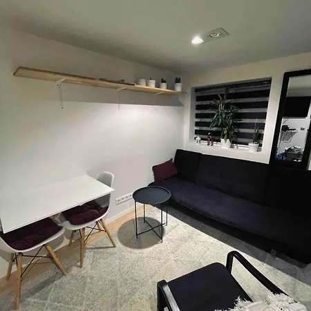Cozy With 2 Bedrooms Tromso